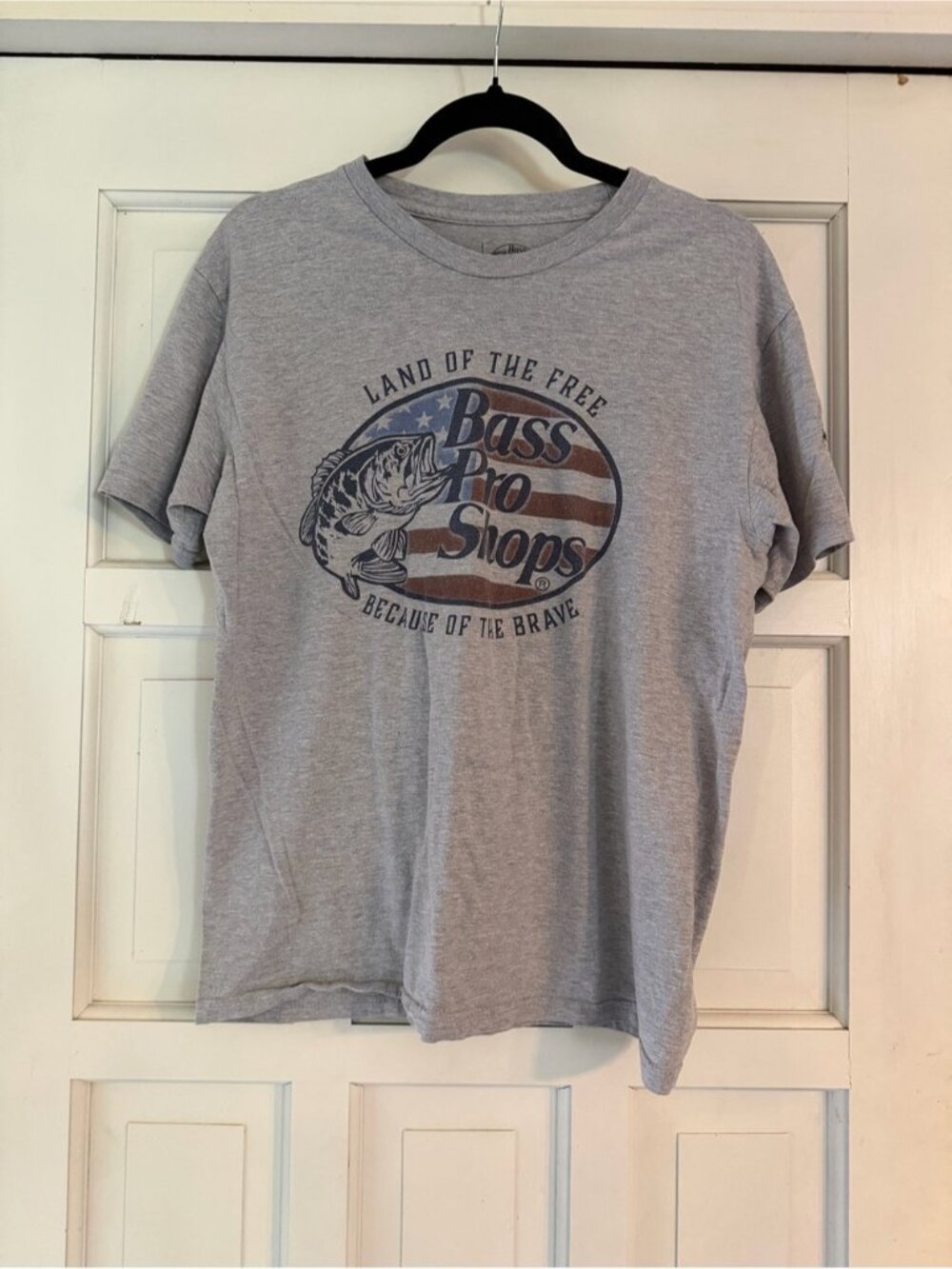 Bass Pro Shops Gray Short Sleeve Logo Tee with Flag Graphic